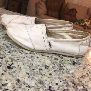 🔥FINAL SALE🔥White Toms
